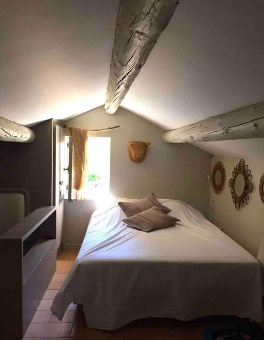 Bastidon Farfallina Puyvert Extérieur photo