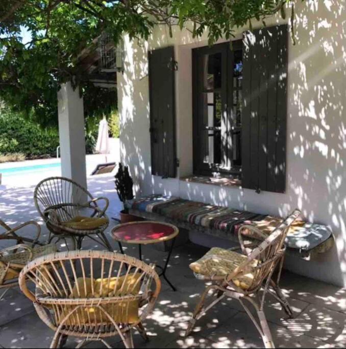 Bastidon Farfallina Puyvert Extérieur photo